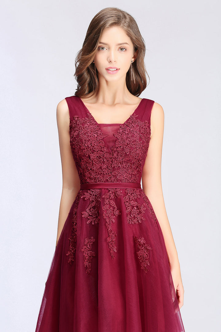 Sleeveless Appliques Tulle Lace V-Neck Knee Length Dress-koscy