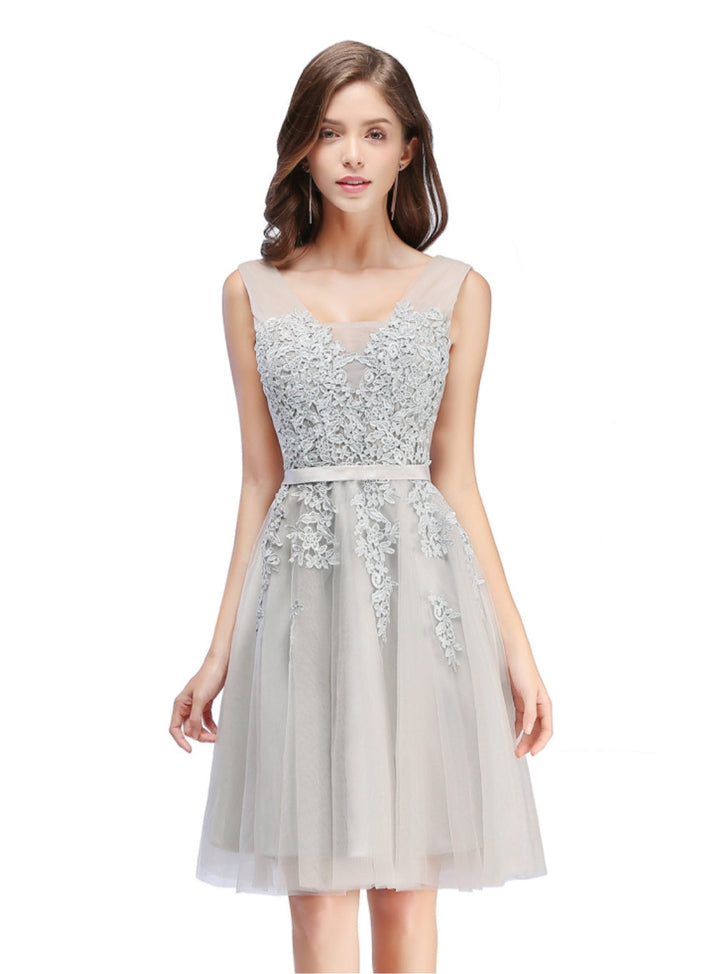 Sleeveless Appliques Tulle Lace V-Neck Knee Length Dress-koscy
