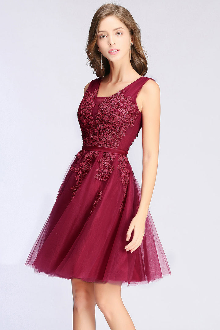 Sleeveless Appliques Tulle Lace V-Neck Knee Length Dress-koscy