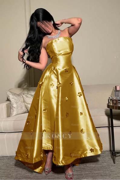 Strapless Sleeveless Long Formal Dress With Pleated Appliques