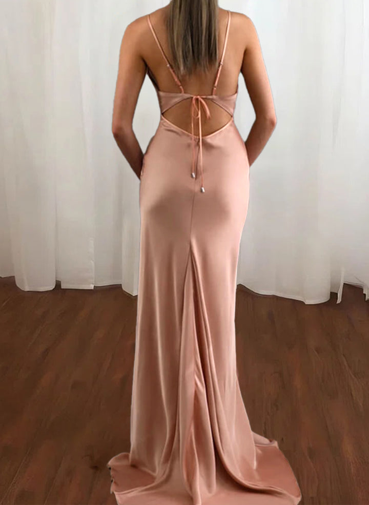 Trumpet/Mermaid Bridesmaid Dresses with Cowl Neck and Back Hole
