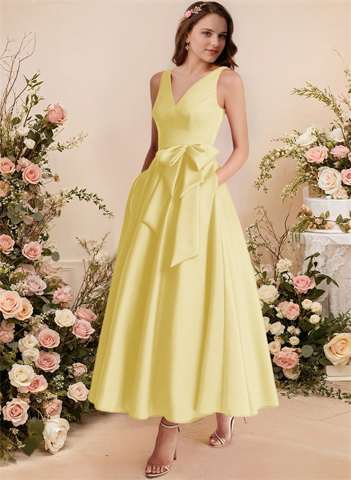 A-Line V-Neck Satin Mother Of The Bride Dresses With Bows and Pockets